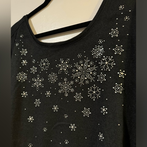 Catherine’s snowflake 3x 3/4 sleeve light weight sweater - Picture 5 of 7